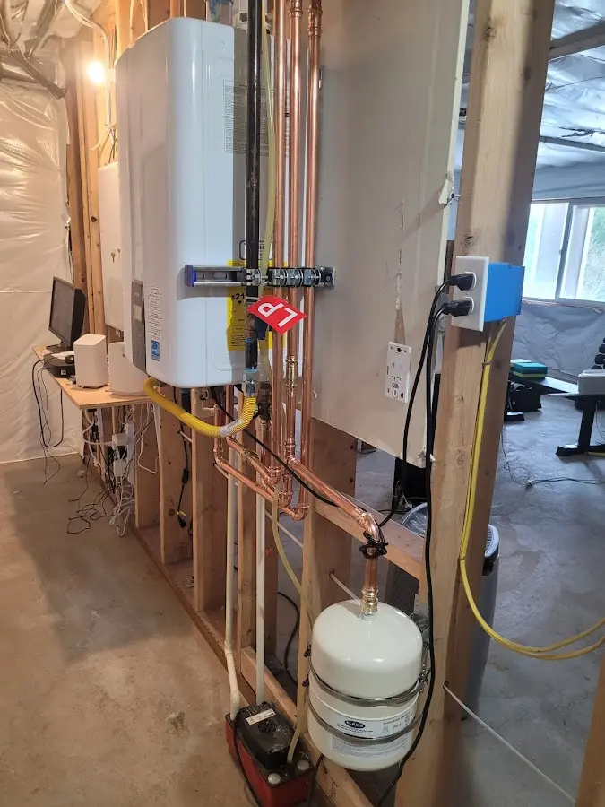 Licensed plumber repairing a kitchen sink in Belleview